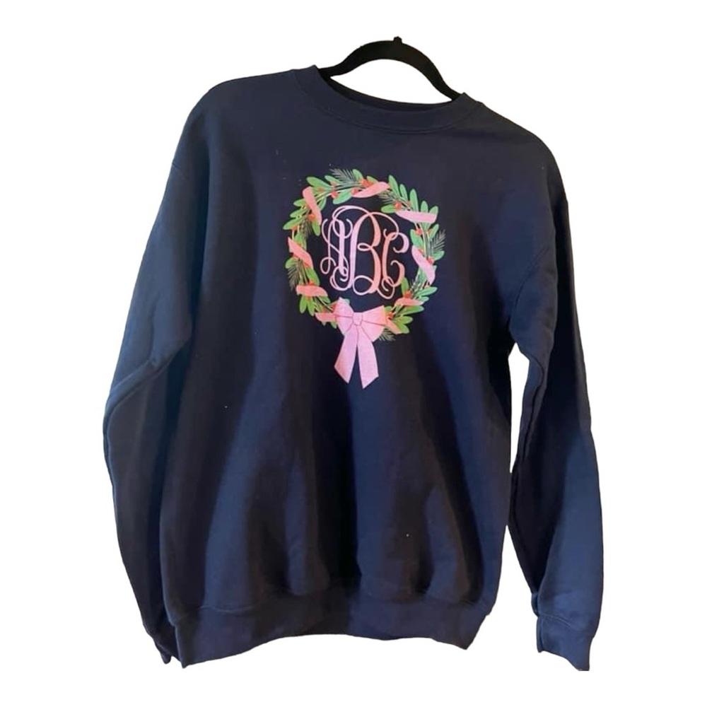 💕 NEW United Monogram Monogrammed 'Bow Wreath' Crewneck Sweatshirt - Navy XL